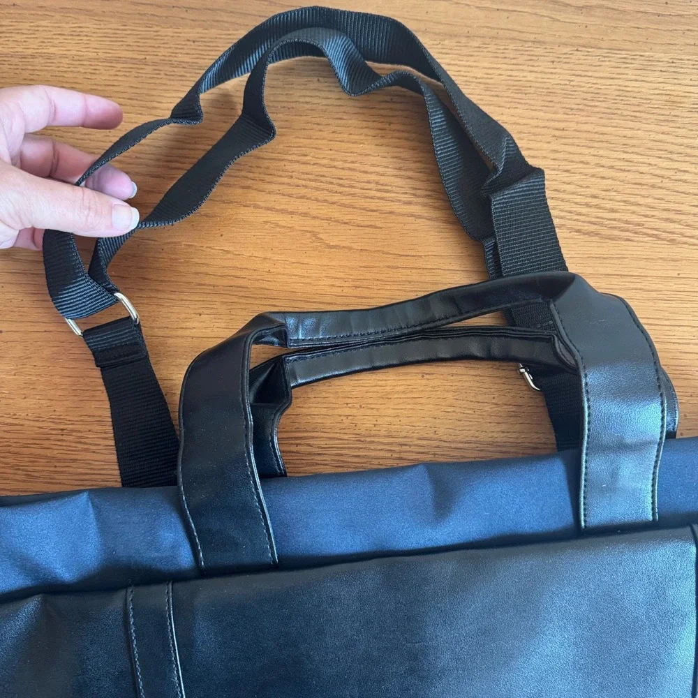 Calvin Klein Navy Blue Nylon Duffle Bag Weekender Travel Carry On‎ Luggage